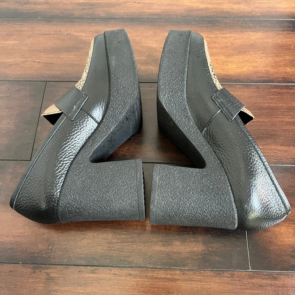 Intentionally Blank Dex Platform Heel Chunky Leather‎ size 39 Goth Grunge Mint